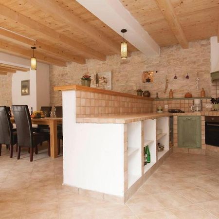 Villa 704 Batlug Экстерьер фото