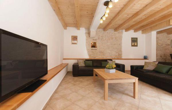 Villa 704 Batlug Экстерьер фото