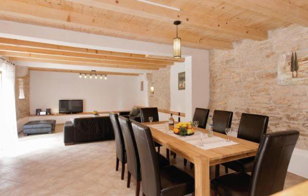 Villa 704 Batlug Экстерьер фото