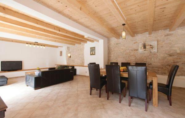 Villa 704 Batlug Экстерьер фото