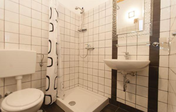 Villa 704 Batlug Экстерьер фото